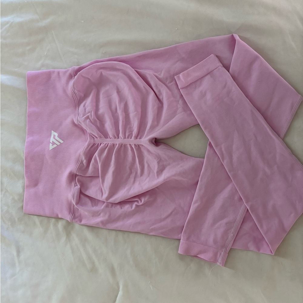 Pink leggings